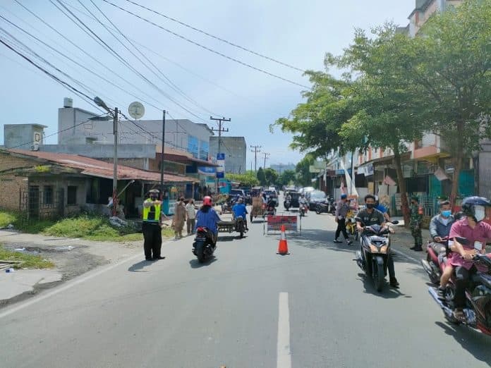 terjaring_ops_yustisi_puluhan_warga_tebing_tinggi_wajib_lafalkan_butir_pancasila