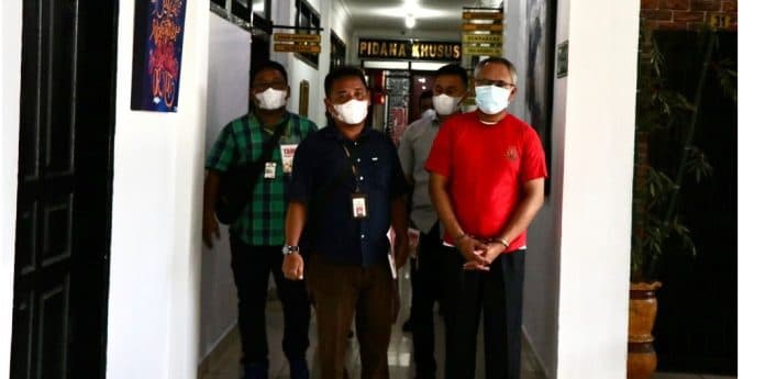 terkait_jual_beli_vaksin_kejari_medan_limpahkan_berkas_kasi_surveilans_dinkes_sumut_ke_pn_medan