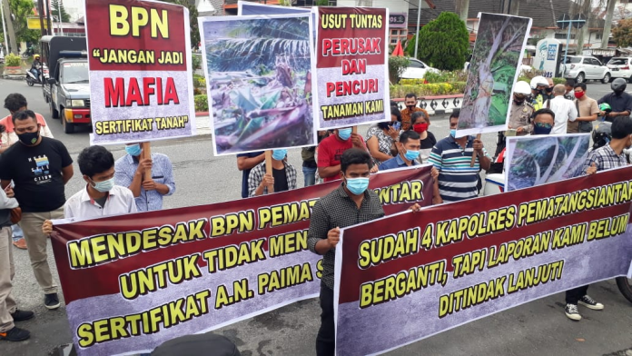 terkait_laporan_tahun_2015_puluhan_warga_tanjung_pinggir_unjuk_rasa