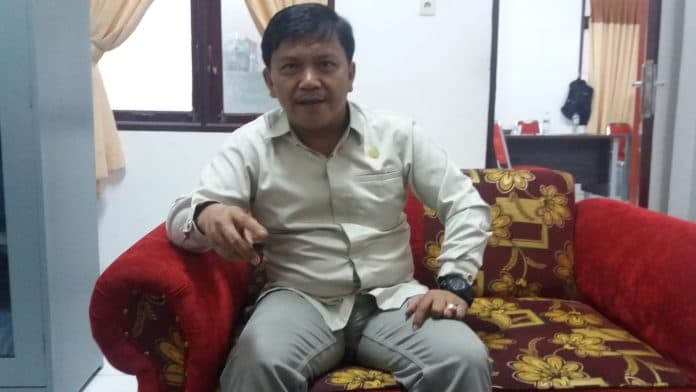 terkait_mutasi_guru_dprd_banyak_kali_yang_diurusi_bupati