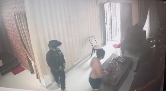 terkait_pencurian_rp120_juta_menyaru_anggota_pln_polsek_percut_pelajari_cctv
