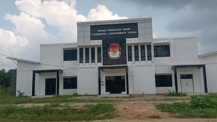 terkait_surat_kpu_ri_ketua_kpu_labura_masih_menunggu_juknis