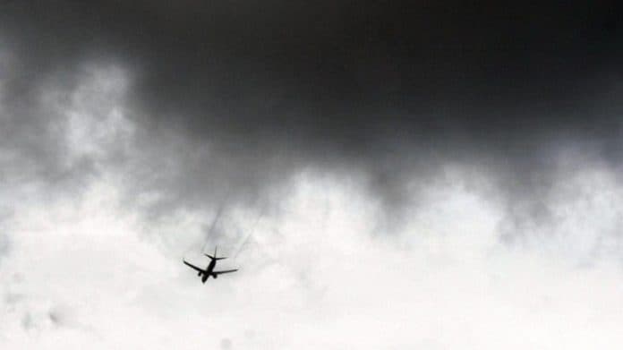 terkendala_cuaca_besok_evakuasi_pesawat_sam_air_jatuh_di_papua