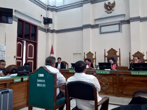 terkuak_terdakwa_rudi_syahputra_kendalikan_proyek_di_labuhanbatu_bukan_bupati_erik