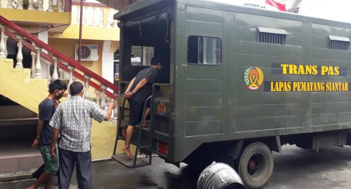 terlibat_narkoba_dua_napi_asimilasi_kasus_pencurian_dijemput_lapas