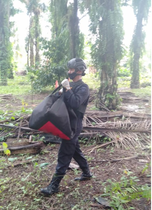 ternyata_aktif_brimob_poldasu_ledakkan_mortir_di_perladangan_sawit_tanah_jawa