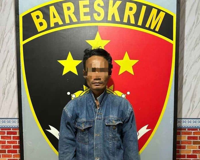 tertidur_di_benteng_sungai_diduga_mabuk_sepeda_motor_raib_dilarikan_maling