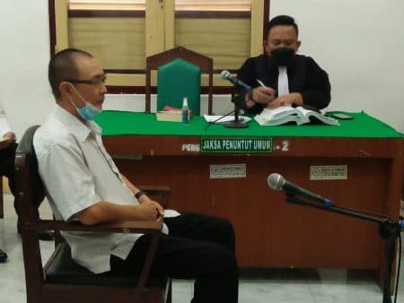 terungkap_dalam_persidangan_cucu_alm_jong_tjin_boen_hadir_saat_penandatangan_akta_no_8