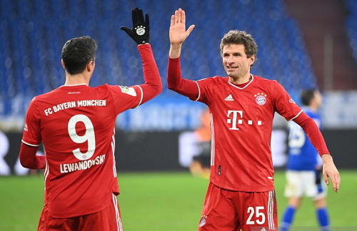 thomas_muller_bertekad_bikin_lewandowski_menyesal_tinggalkan_bayern