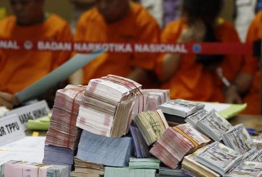 tiga_bahaya_ojk_jadi_penyidik_tunggal_pidana_keuangan_ini_kata_ahli_hukum