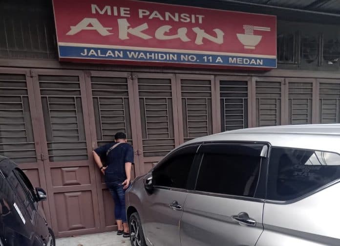 tiga_karyawan_restoran_mie_pansit_akun_diduga_diberhentikan_sepihak_tanpa_peroleh_pesangon