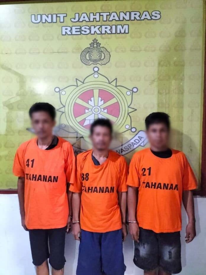 tiga_orang_tersangka_pencurian_mobil_pick_up_diamankan_polres_simalungun_di_tempat_berbeda