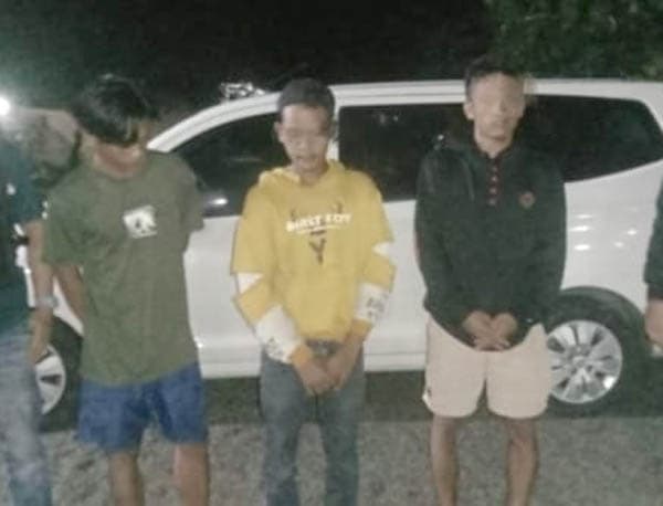 tiga_pemain_pupuk_bersubsidi_ditangkap_polisi_di_tanah_jawa