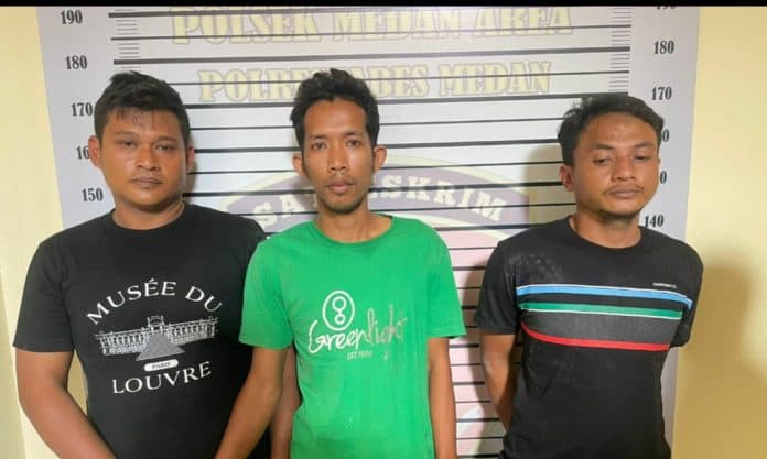 tiga_pencuri_sepeda_motor_yang_beraksi_di_kawasan_bromo_ditangkap