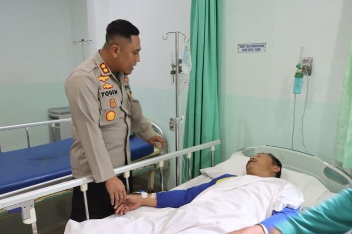 tiga_polisi_di_siantar_dapat_perawatan_saat_jaga_keamanan_pemilu