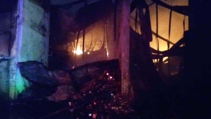 tiga_unit_gudang_spare_part_sepeda_motor_di_deli_serdang_ludes_terbakar