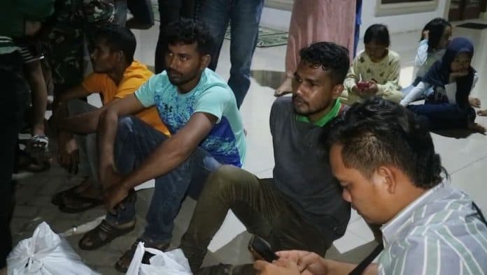 tiga_warga_bangladesh_diamankan_warga_di_kisaran