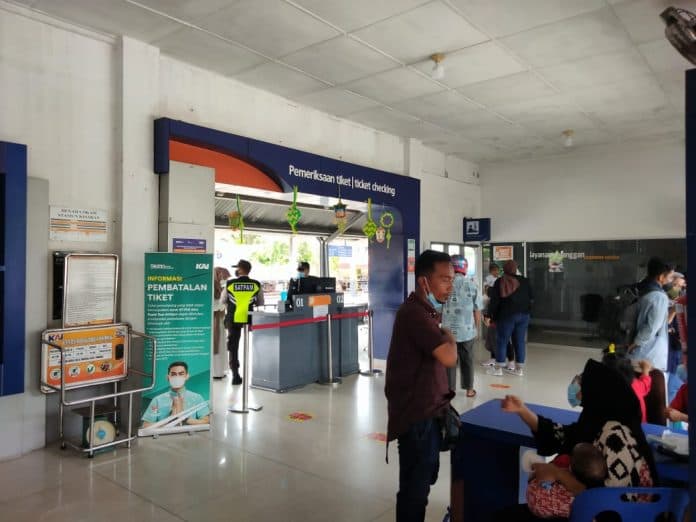 tiket_ka_dari_stasiun_kisaran_tujuan_medan_habis_terjual