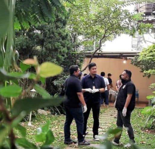 tim_inafis_dan_puslabfor_masuk_rumah_dinas_irjen_ferdy_sambo