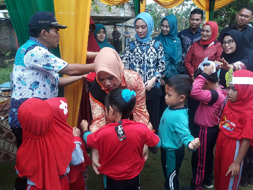 tim_kampanye_gemarikan_dkp_sergai_kunjungi_desa_pergulaan
