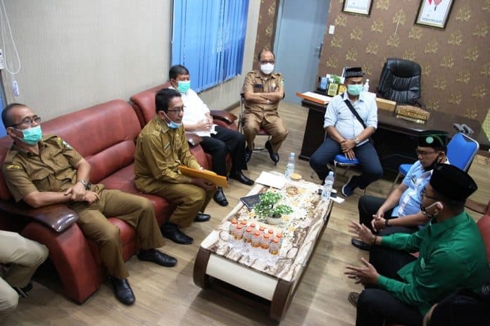 tim_khusus_pemulasaran_jenazah_wanita_masih_dibahas