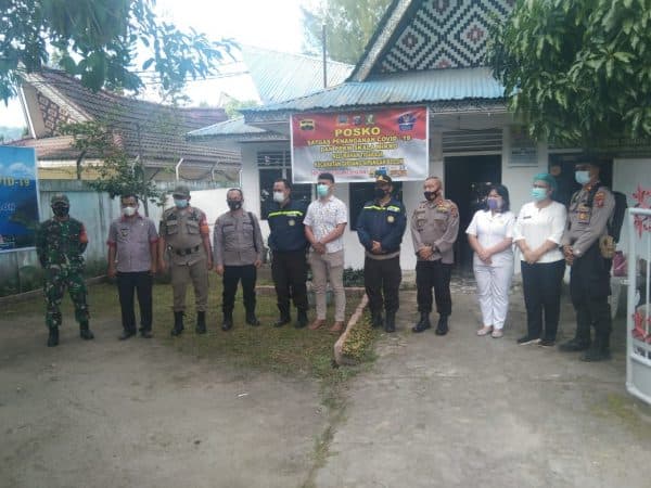 tim_ppkm_mabes_polri_bersama_poldasu_tinjau_posko_satgas_penanganan_covid_19_di_tigaraja_parapat