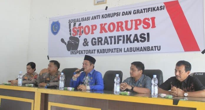 tim_saber_pungli_labuhanbatu_sosialisasi_anti_korupsi_dan_gratifikasi_di_5_tempat