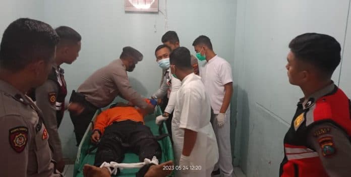 tim_sabhara_polres_dairi_dan_tni_amankan_odgj_saat_mengamuk