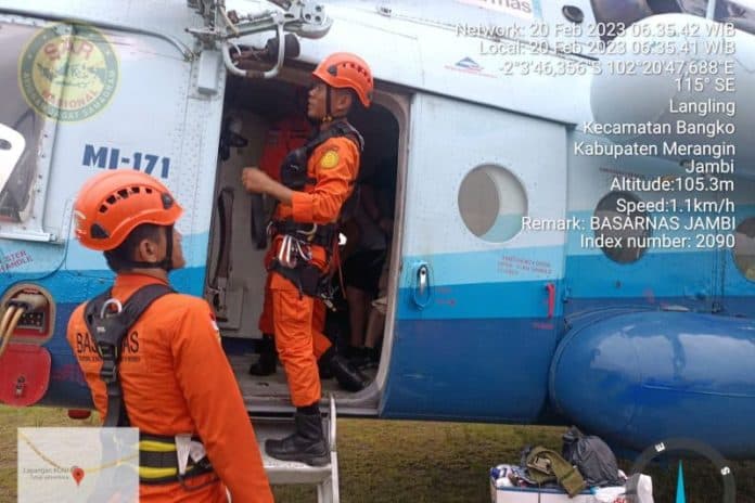 tim_sar_jalur_udara_gagal_evakuasi_kapolda_jambi