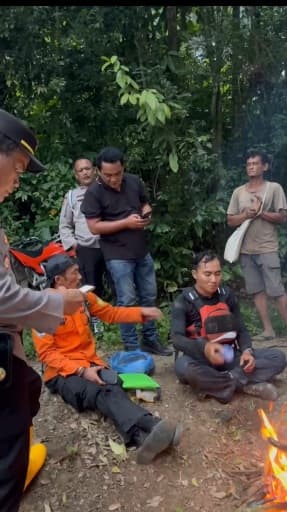 tim_sar_medan_terseret_arus_saat_mencari_korban_hanyut_di_karo
