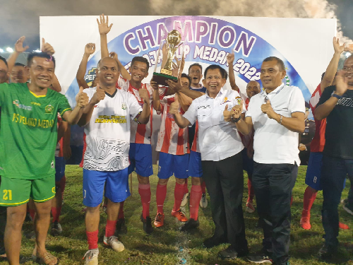 tim_sepakbola_kejari_medan_juara_persaja_cup_2022_kajari_top_scorer