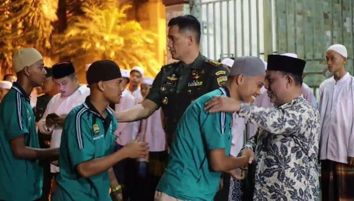 tim_sepakbola_santri_sumut_dilepas_ke_liga_santri_pssi_piala_kasad