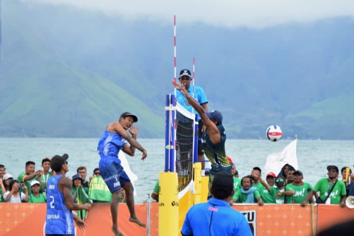 tim_voli_pantai_putra_ntb_raih_emas_setelah_pertandingan_ketat_dengan_jatim