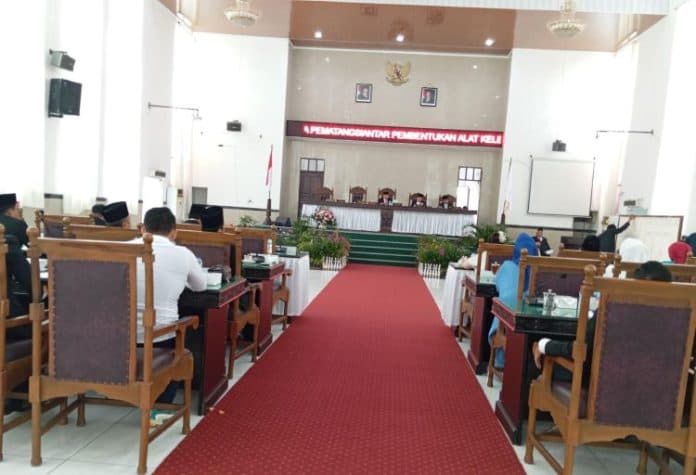 timbul_lingga_kembali_pimpin_dprd_pematangsiantar_tegaskan_komitmen_perjuangkan_aspirasi_rakyat