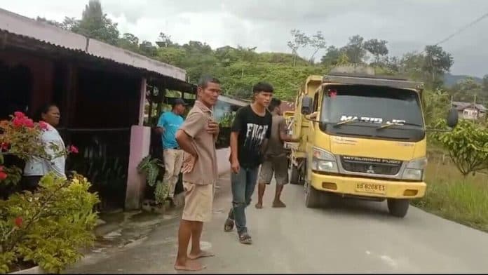 timbulkan_polusi_udara_galian_c_ilegal_di_toba_diprotes_warga