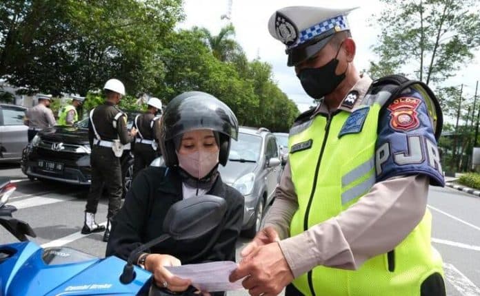 tingkatkan_kepatuhan_berlalu_lintas_polri_razia_mulai_14_oktober