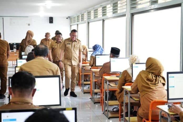 tingkatkan_mutu_sekolah_disdikbud_kota_medan_asesmen_400_kepsek_dan_calon_kepsek