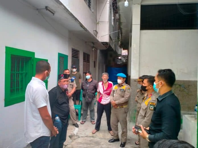 tinjau_bangunan_tanpa_pbg_anggota_dprd_siantar_merasa_dihalangi_pemilik