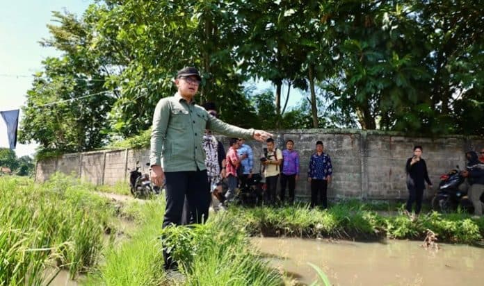 tinjau_kawasan_irigasi_wamendagri_ingatkan_gubernur_bupati_dan_wali_kota