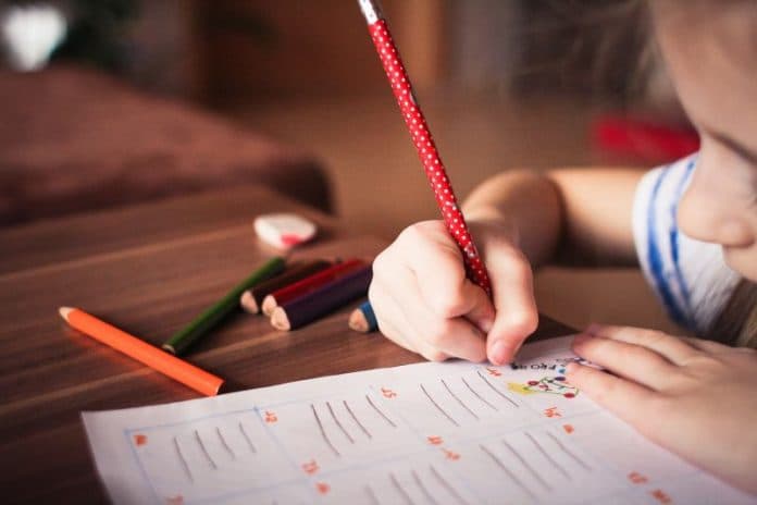 tips_mendidik_anak_agar_otaknya_dapat_bekerja_dengan_benar