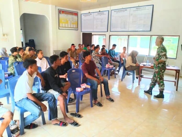 tni_masuk_desa_warga_diingatkan_mewaspadai_potensi_cuaca_ekstrem