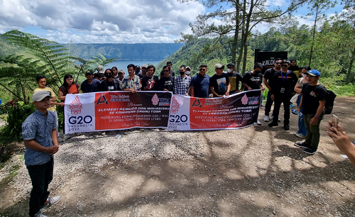 toba_caldera_geopark_youth_siap_sukseskan_w20_di_danau_toba