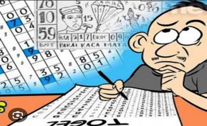 togel_marak_warga_desak_polres_taput_tangkap_bandarnya_dan_oknum_aparat