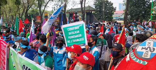 tolak_penundaan_pemilu_dan_stop_perang_rusia_ukraina_partai_buruh_dan_fspmi_akan_gelar_aksi_di_dprd_sumut