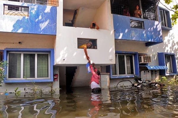 topan_michaung_akibatkan_banjir_di_india_14_orang_tewas