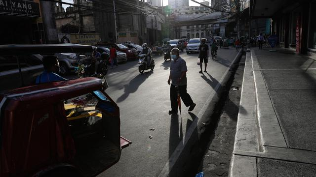 topan_surigae_hantam_filipina_100000_orang_dievakuasi