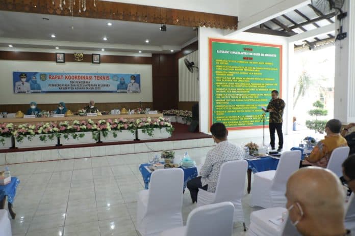 tp_pkk_jadi_pembina_dan_pelopor_kesejahteraan_keluarga