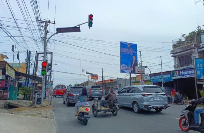 traffic_light_di_jalan_melanthon_siregar_eror