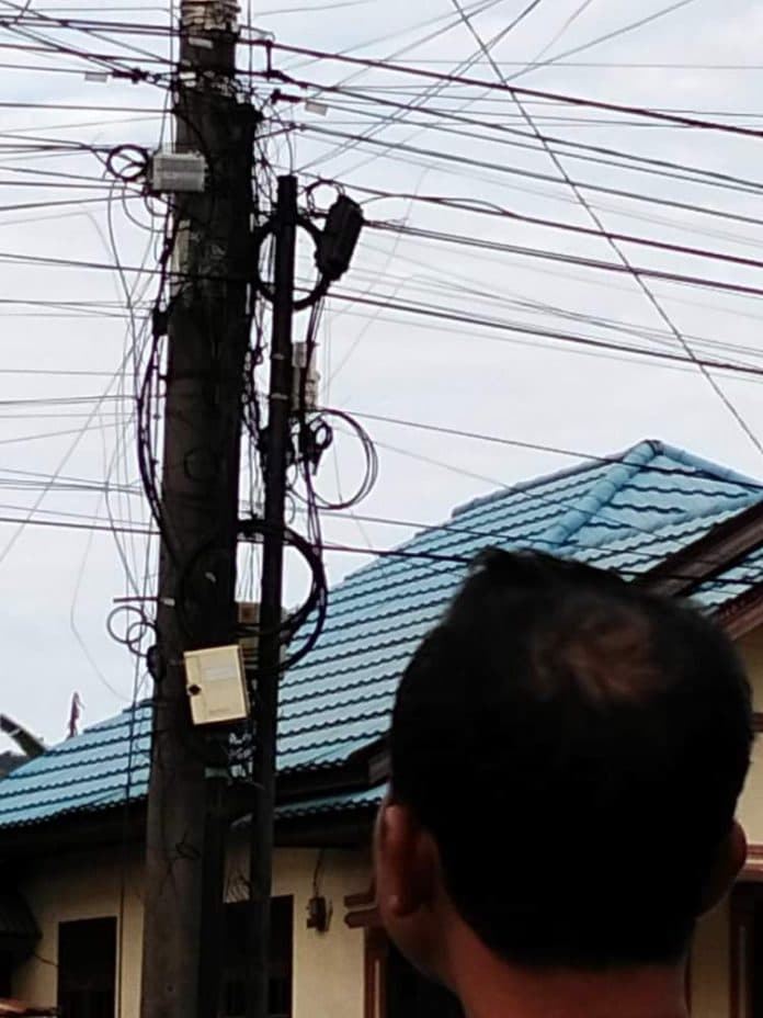 trafo_pln_meledak_di_sarudik_listrik_pemukiman_dan_sekolah_mati