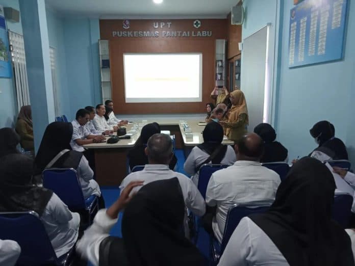 transformasi_layanan_kesehatan_dinkes_bireuen_studi_tiru_ke_pantai_labu
